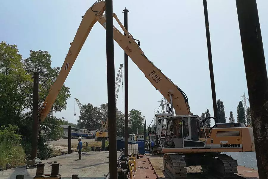 Escavatore idraulico Caterpillar 320 CLN