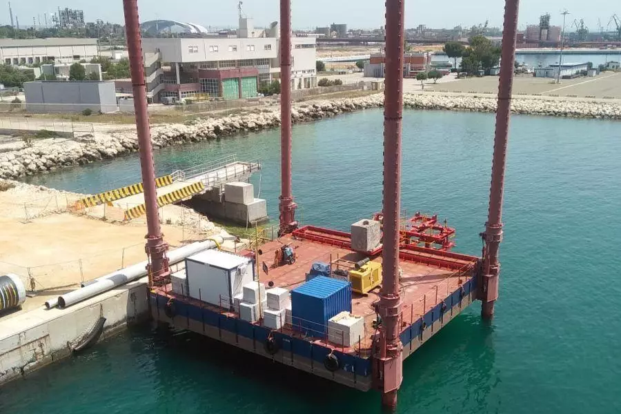 Piattaforma galleggiante auto-sollevante Sep One