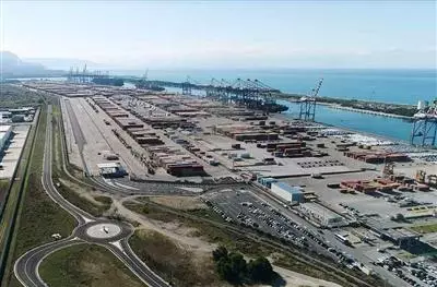 Completamento delle ultime banchine nel porto di Gioia Tauro