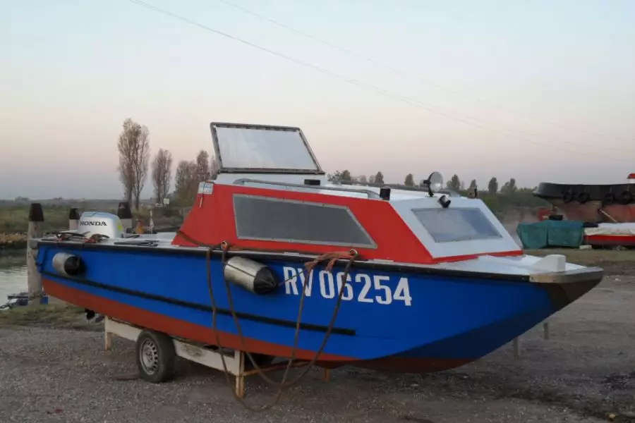 Zatterino con propulsore fuoribordo BAT 20 I