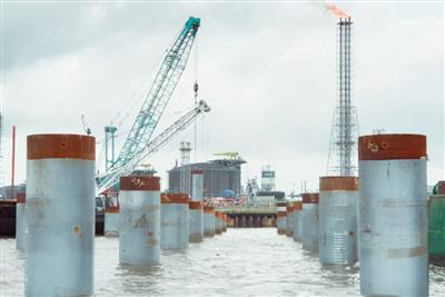 Allungamento pontile di scarico navi gasiere a Bonny Island  Nigeria